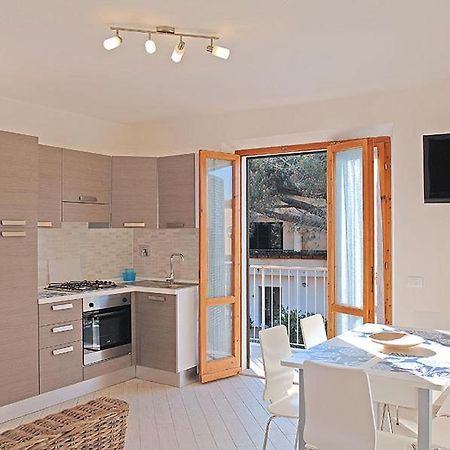 Appartamenti Casa Pineta مارينا دي كامبو المظهر الخارجي الصورة